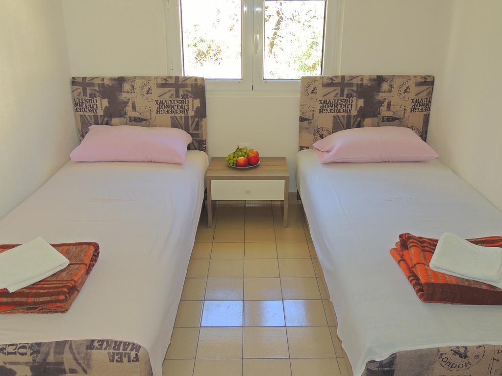 Guest House Jelena بودفا المظهر الخارجي الصورة
